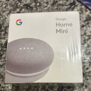 Google Home Mini in Light Gray